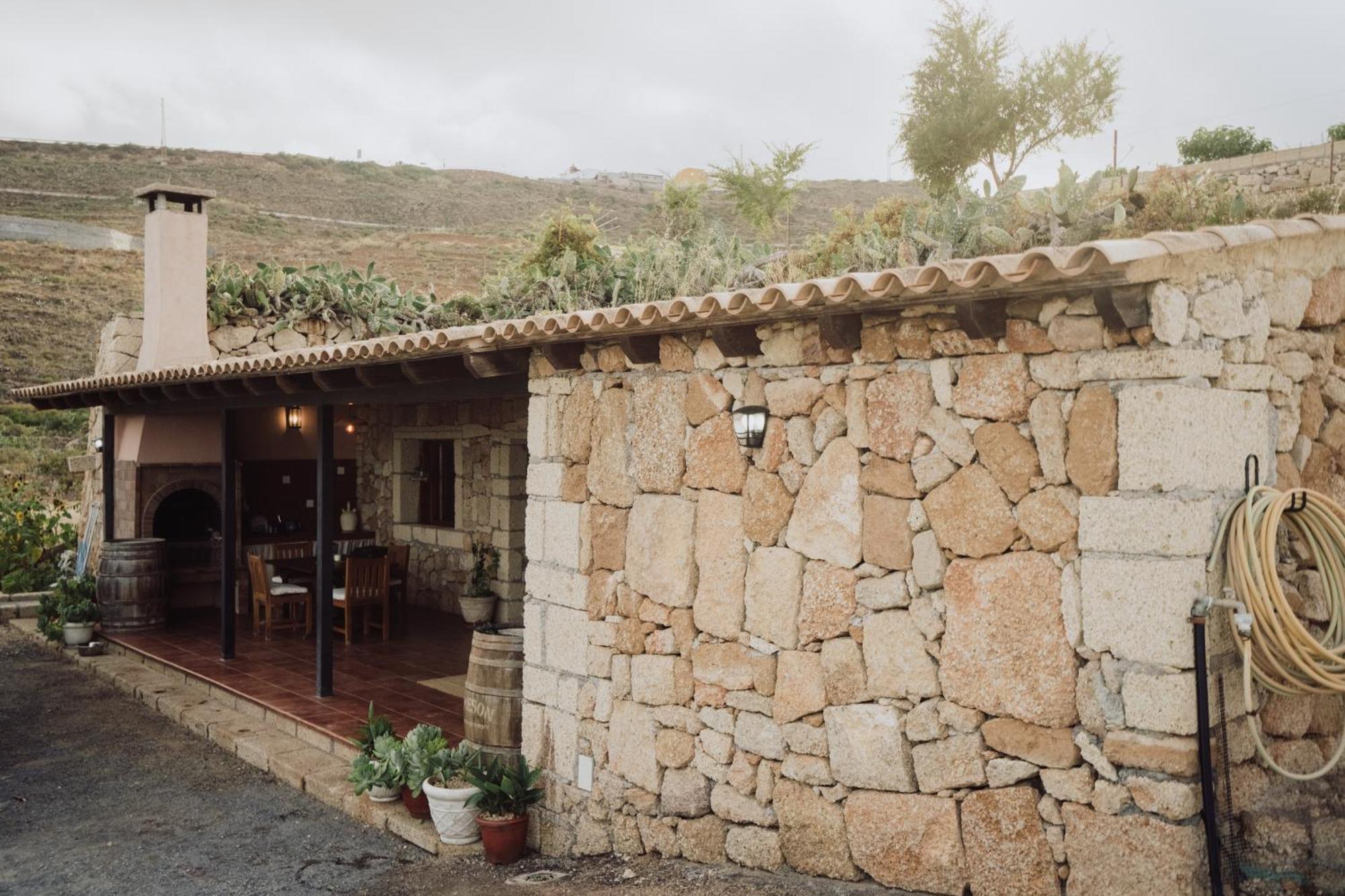 Beautiful Olive'S Cave House Villa Arico ภายนอก รูปภาพ